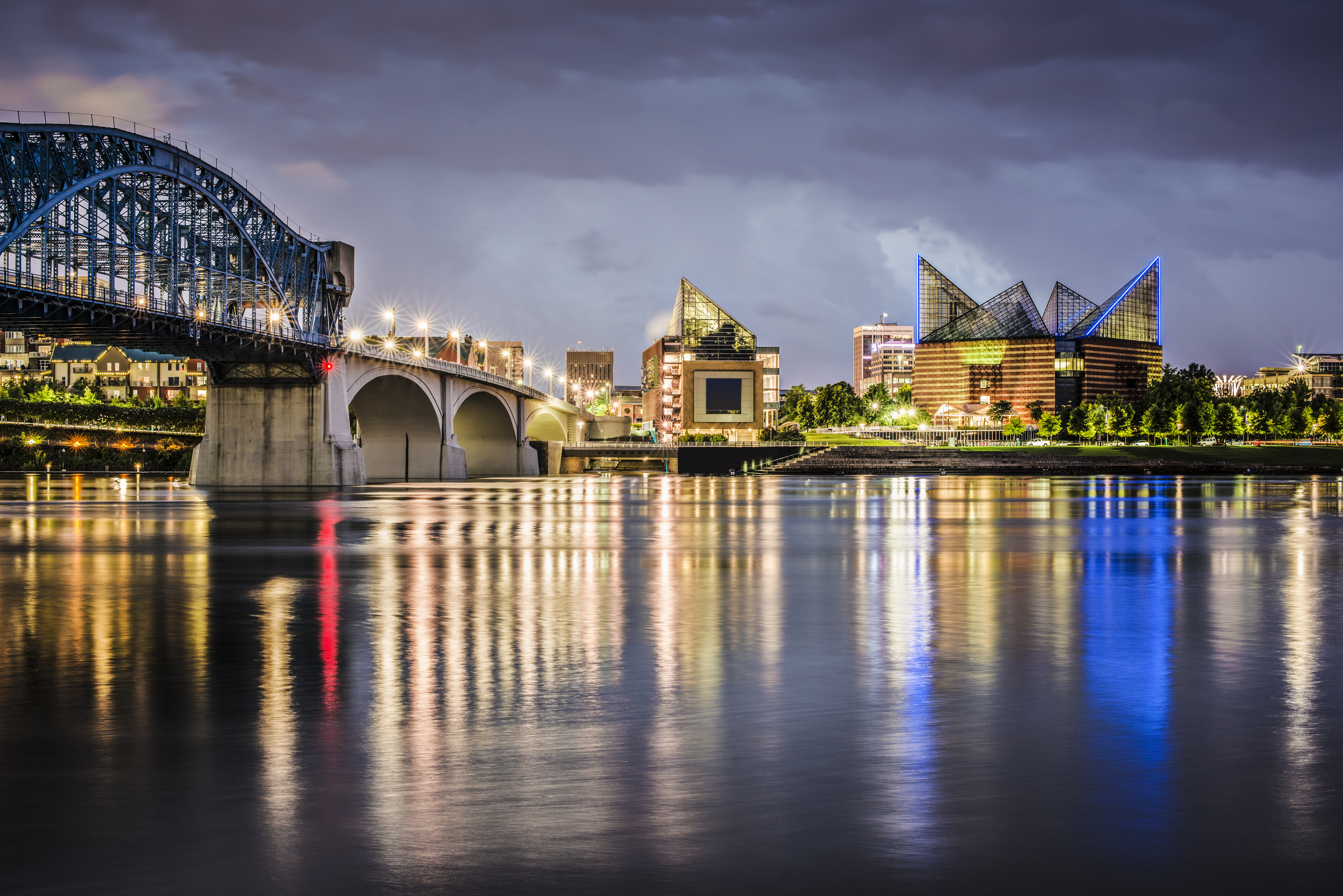 Market Street Bridge and Aquarium at night