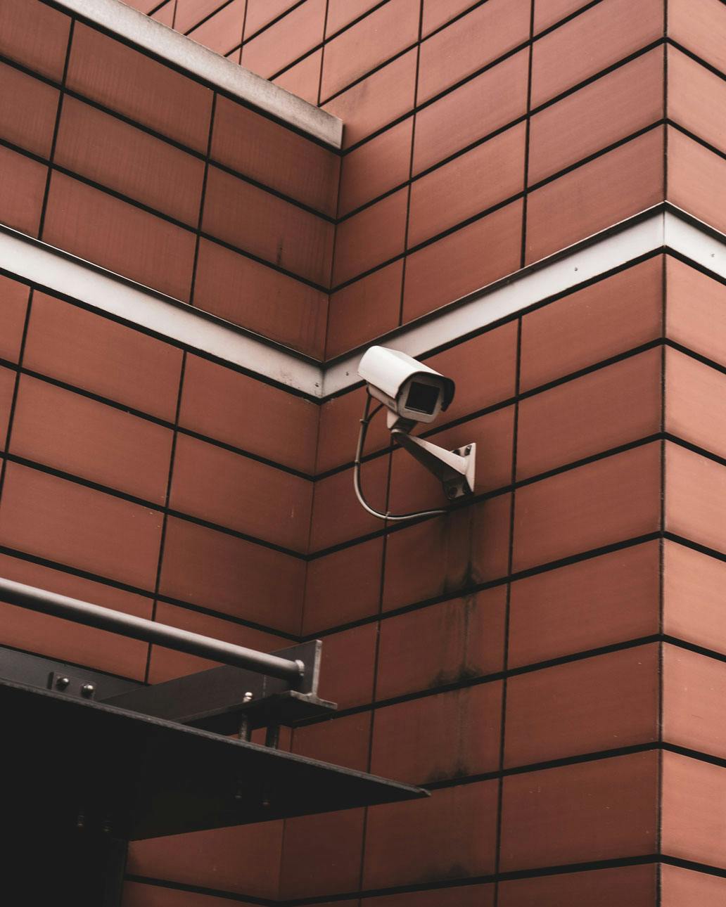 Internet in wireless security cameras