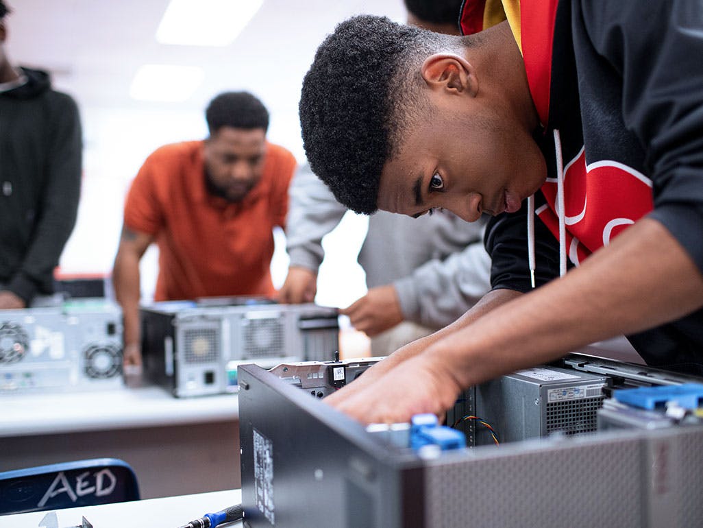 Providing opportunities for Chattanooga students