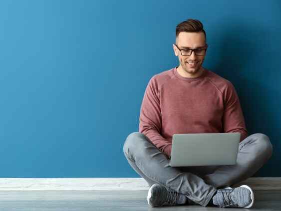 internet-bundle-man-computer (1).jpg